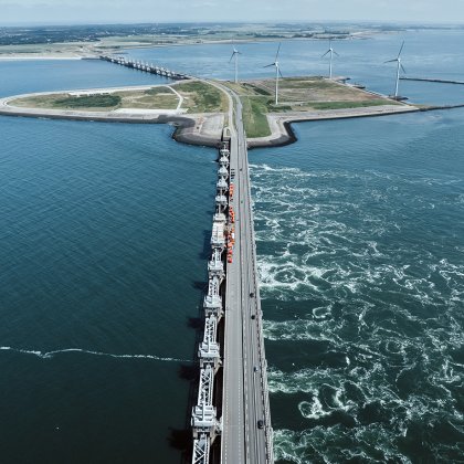 Luchtfoto van de Deltawerken