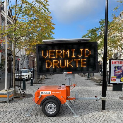 Vermijd drukte mobiel bord in Limburg