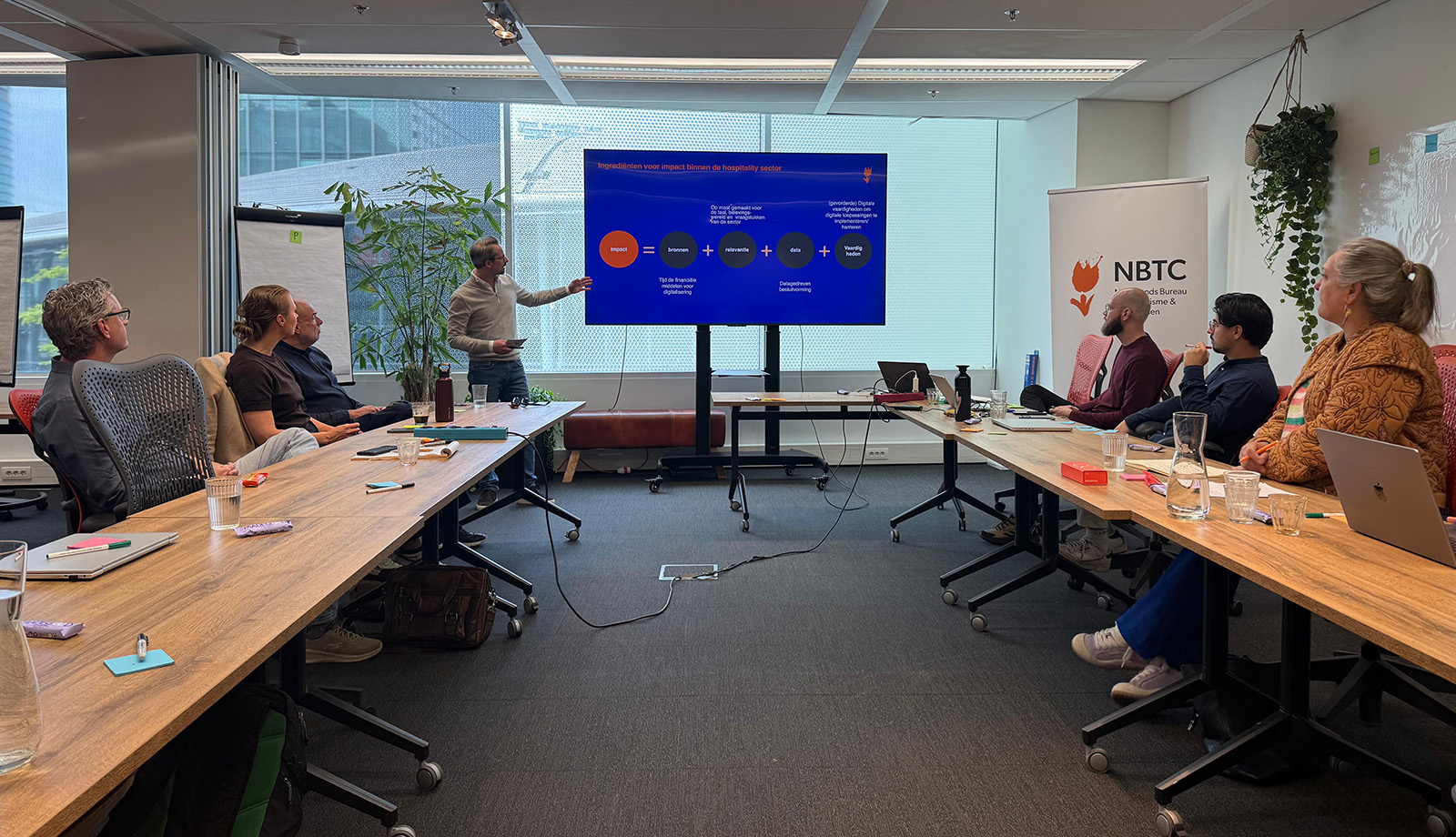 6 mei 2026 kwamen ondernemers en DMO&rsquo;s samen voor een co-creatiedag rondom het Digitaal Offensief Toerisme (DOT)