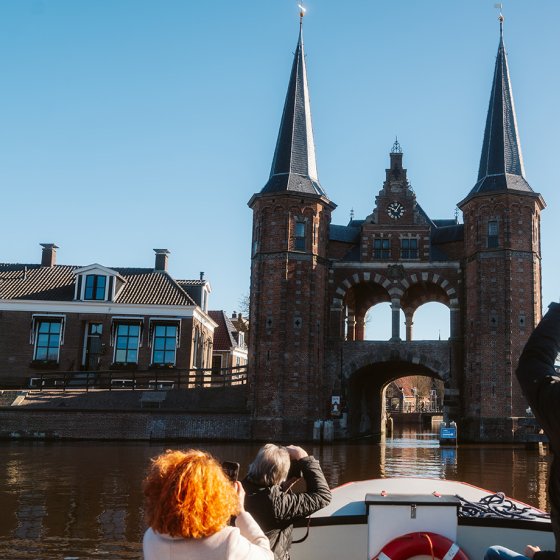 Rondvaart Leeuwarden met de Duitse pers in Friesland