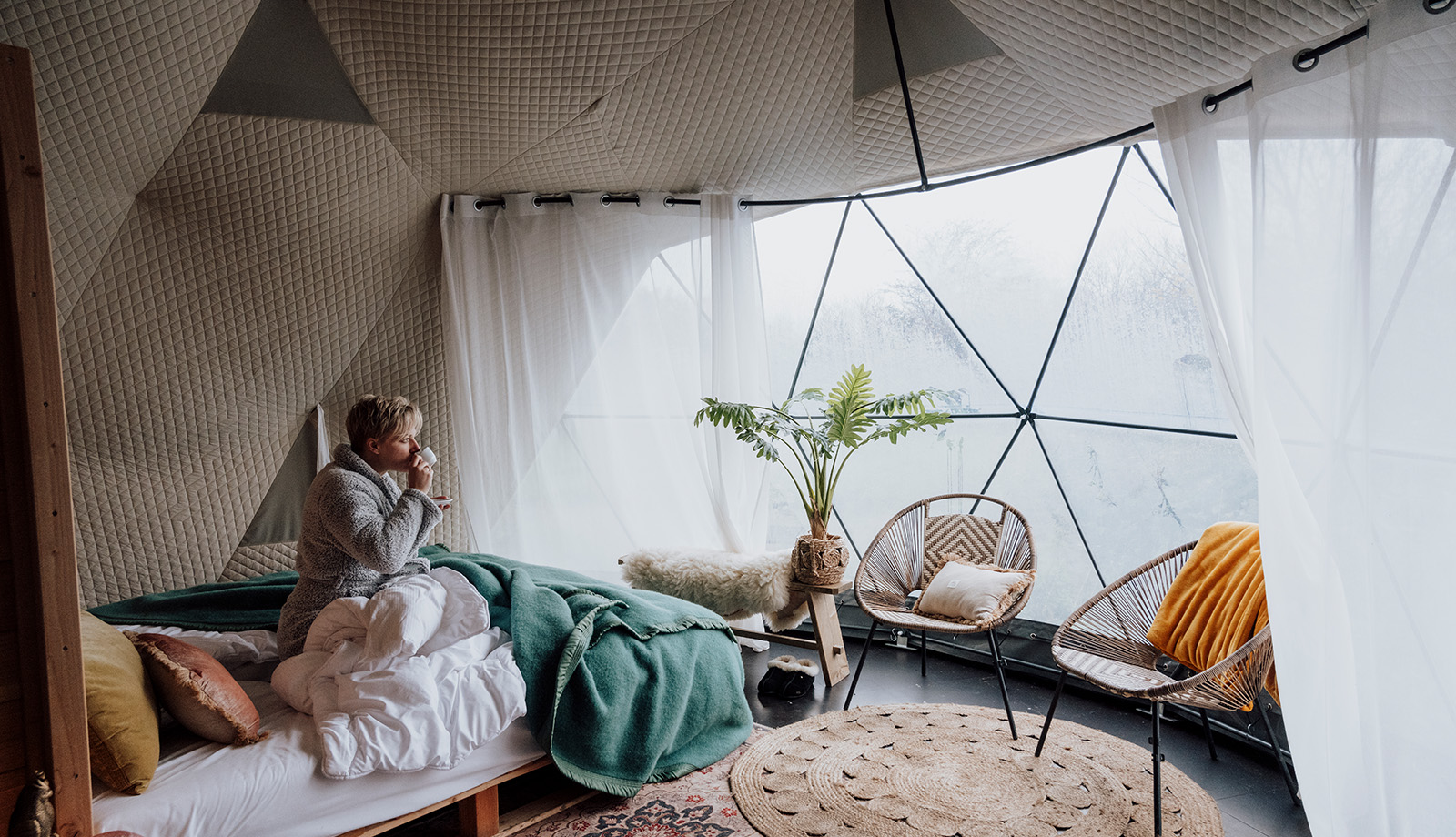 Bijzonder overnachten in een dome op Tiengemeten Bijzonder overnachten in een dome op Tiengemeten